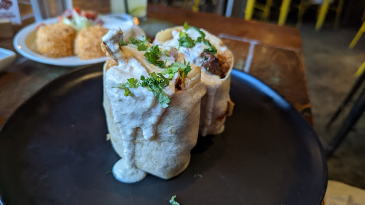 Savoring Every Bite: A Guide to Islamic Etiquette at the Dining Table