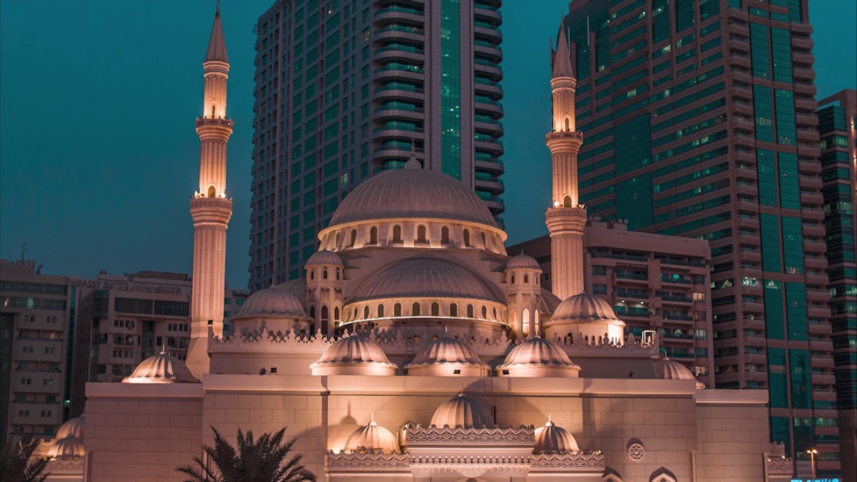 Harmony in Urban Design: Islamic Principles for Sustainable and Serene Cities