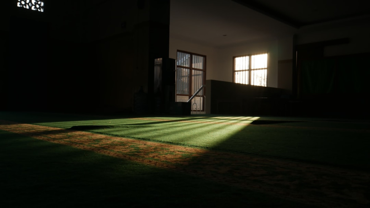 The Power of Daily Adhkar: Embracing Morning and Evening Remembrances in Islam