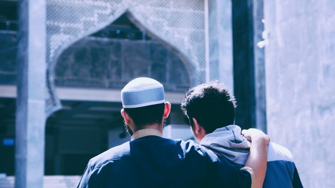 Building Bridges: Islamic Etiquette for Harmonious Living with Non-Muslim Neighbors